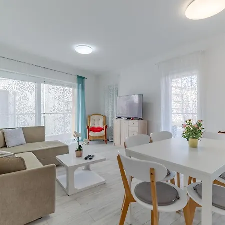 Admiral Luxury Vi By Bltn Apartment Siófok