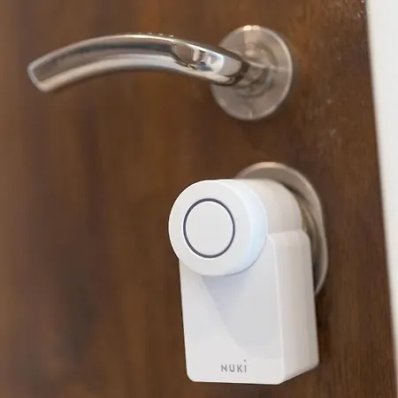 Admiral Luxury Vi By Bltn