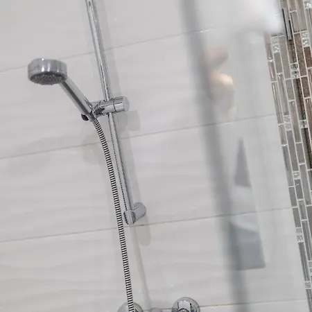 Admiral Luxury Vi By Bltn Apartment *